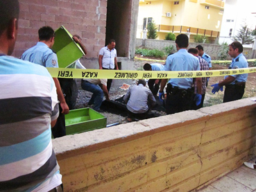 İNŞAATTAN DÜŞEN İŞÇİ HAYATINI KAYBETTİ