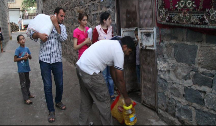 BELEDİYE'DEN 2500 AİLEYE YARDIM