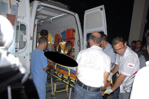 SİVEREKTE TRAFİK KAZASI 1 ÖLÜ 5 YARALI