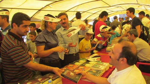 SİVEREKLİ YAZARLAR OKURLARIYLA BULUŞTU
