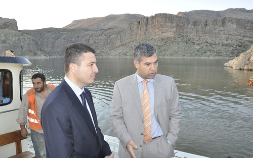 ERKAL, FIRAT NEHRİNDE SU SPORLARI YAPILABİLİR