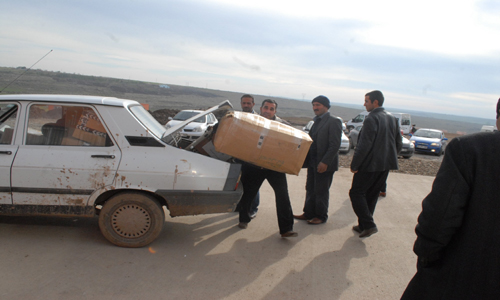 MELEK VE MERVE'YE GİYSİ YARDIMI