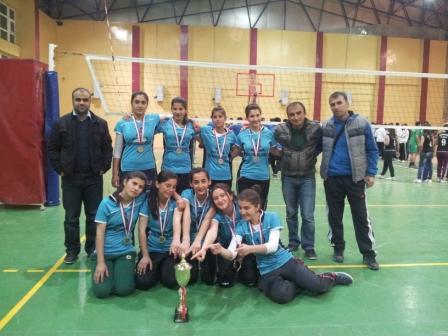 KIZ ANADOLU LİSESİ'NİN BÜYÜK BAŞARISI