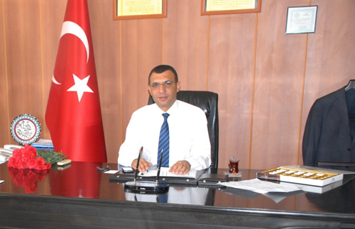 İLÇE MİLLİ EĞİTİM MÜDÜRÜ BALKIR BOZOVA'YA ATANDI