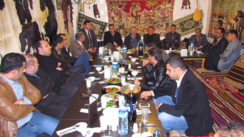 AK PARTİDEN SİVEREK SİVİL İNSİYATİFİNE YEMEK