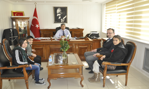 GEZİDEN DÖNEN ÖĞRENCİLER ERKALI ZİYARET ETTİ