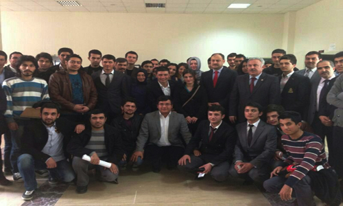 GÜLPINAR YARININ LİDERLERİ PANELİNDE KONUŞTU