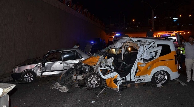 Diyarbakır- Siverek yolunda feci kaza: 3 ölü 7 yaralı  