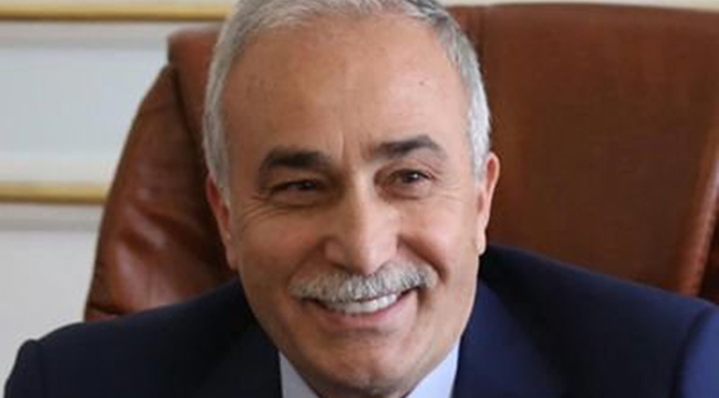 Ak Parti'den istifa eden Fakıbaba için 10 bin kişi toplandı