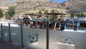 Halfeti'de marinada bakım çalışması yapıldı