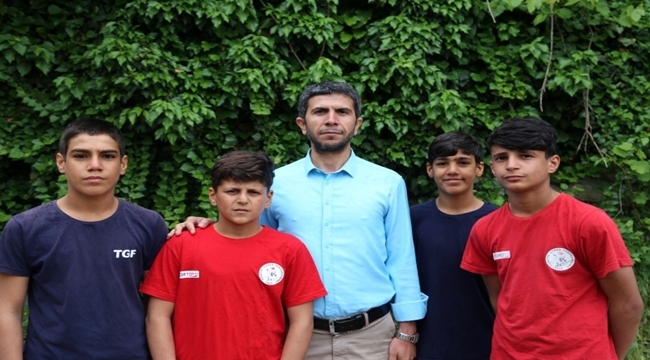 HÜDA PAR'dan tarım işçisi sporculara destek çıkın çağrısı