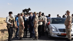 Şanlıurfa Valisi Erin 2 kişinin öldüğü kavgayla ilgili olay yerine gitti