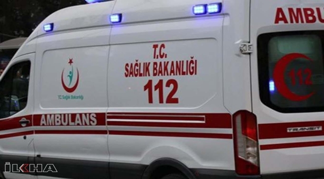 Şanlıurfa'da kamyonet ile araç çarpıştı: 4 yaralı  