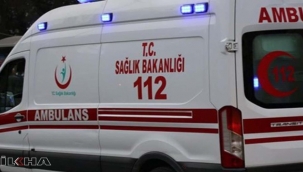 Şanlıurfa'da kamyonet ile araç çarpıştı: 4 yaralı 
