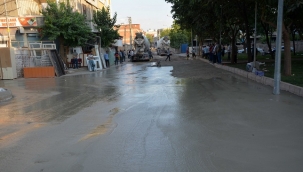 Siverek'te beton yol çalışmaları sürüyor
