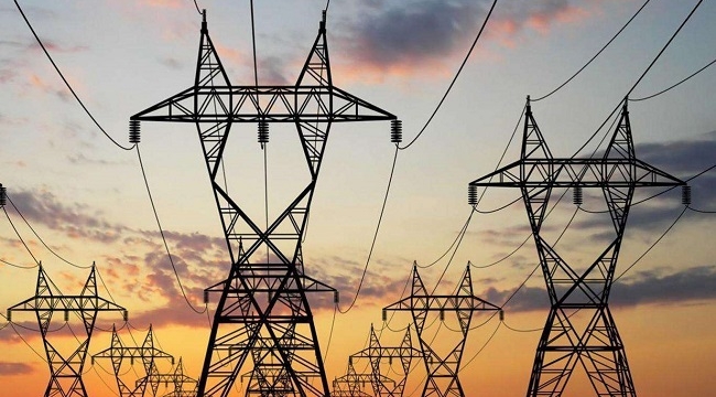 Karakeçi Bölgesi'nde 9 saattir elektrikler kesik