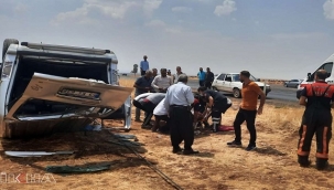 Siverek'te araç takla atarak devrildi: 2 yaralı 