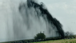 Siverek'te petrol boru hattı delindi