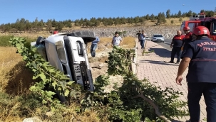 Karaköprü'de otomobil takla attı: Bir yaralı