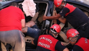 Şanlıurfa'da otomobil aydınlatma direğine çarptı: 1 ölü