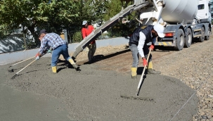 Siverek'te yeni yerleşim alanlarında yol çalışmaları sürüyor