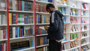 Kırtasiyeciler zincir marketlere tepki gösterdi