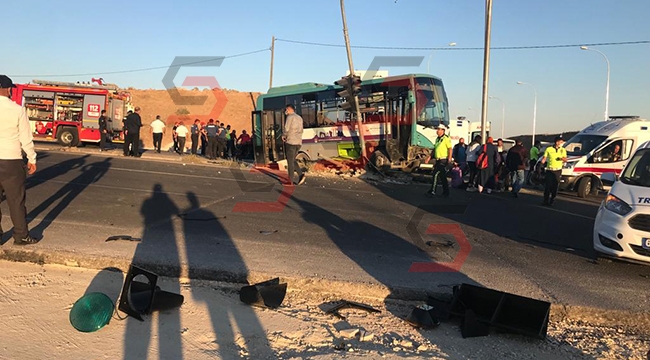 Şanlıurfa'da şehir içi otobüsü ile otomobil çarpıştı: 9 yaralı