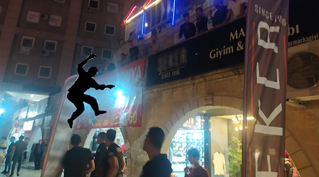 Şanlıurfa'da iş merkezinin birinci katından aşağı düşen genç yaralandı
