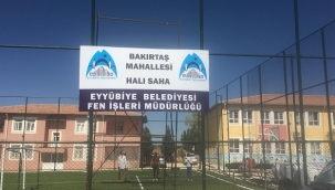 Eyyübiye Belediyesi ilçeye yeni 2 suni çim saha kazandırdı