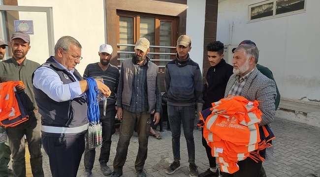 Şanlıurfa'da kâğıt toplayıcıları kayıt altına alınıyor