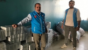 Yetim ve ihtiyaç sahibi çocuklara bot ve mont yardımları devam ediyor