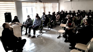 Siverek Müftüsü Çiçek Üniversite Öğrencileriyle bir araya geldi