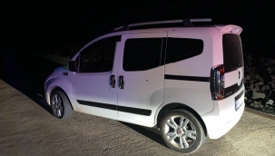 Siverek'te seyir halindeki hafif ticari araca ateş açıldı: 1 yaralı