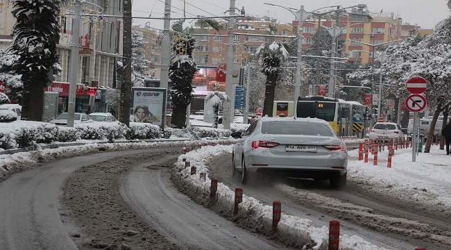 Şanlıurfa'da kış tedbiri almayan araçların trafiğe çıkmasına yasak!