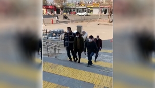 Siverek'te okul kapısını çalan şahıslar yakalandı