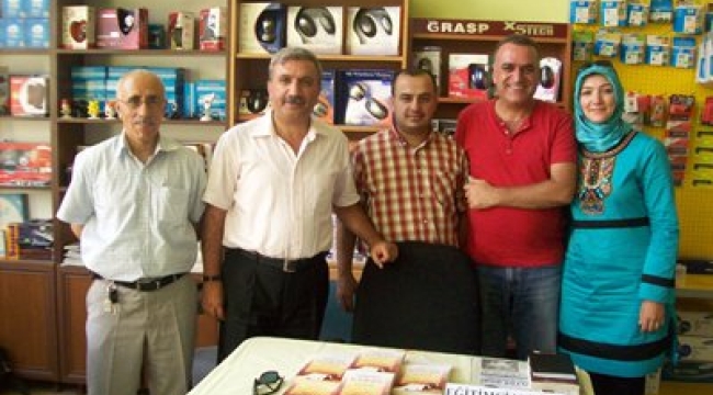 Siverek Gençlik Sitesi gönüldaşları Akademi Kitapevi'nde buluştu