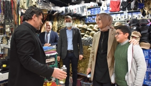 Başkan Ayşe Çakmak güne esnaf ziyareti ile başladı
