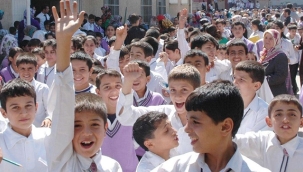 18 milyon öğrenci için ders zili çaldı