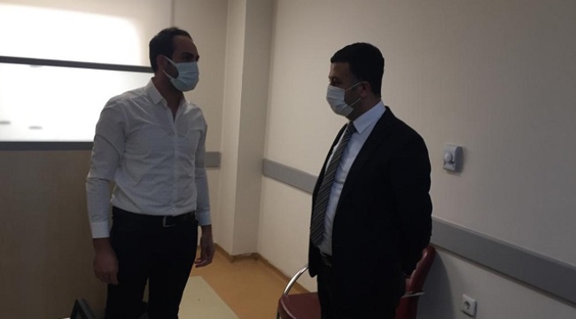 Siverek Kaymakamı Gölbaşı darp edilen doktoru ziyaret etti