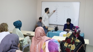 Haliliye millet evlerindeki kursiyerlere uzmanlardan seminer