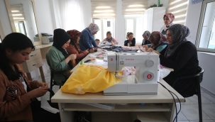 Eyyübiye'de kadınlar hem öğreniyor hem kazanıyor