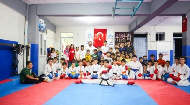 Eyyübiye AK Evler çocuk ve gençlerin akınına uğruyor