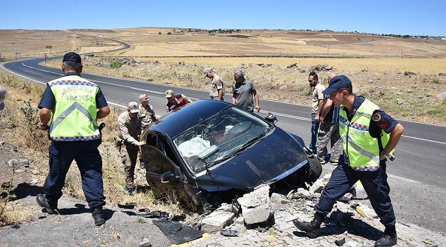Siverek- Çermik kara yolunda kaza: 3 yaralı