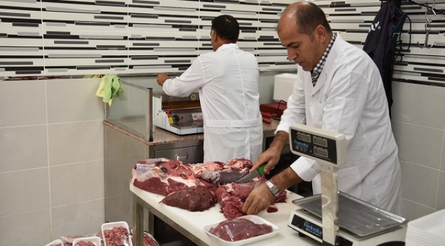 Siverek'te halk kasabı et satışına başladı