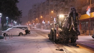 Haliliye'de kar ile mücadele devam ediyor