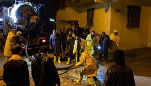 Haliliye'de su baskınlarına karşı çalışmalar sabaha kadar sürdü