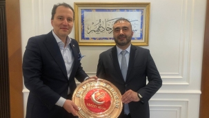 İzol, Yeniden Refah Partisi'nden aday adayı oldu