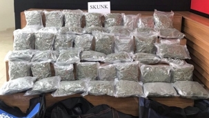 Şanlurfa'da çekici araçta uyuşturucu ele geçirildi