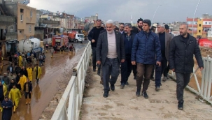 Yapıcıoğlu, sel felaketinin yaşandığı Urfa'da incelemelerde bulundu