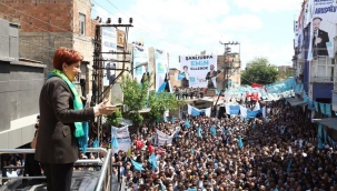 Akşener Urfa'da tarımsal sulamaya değindi